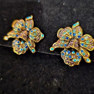 NIB Heidi Daus Enchanted Orchid Clip On Earrings